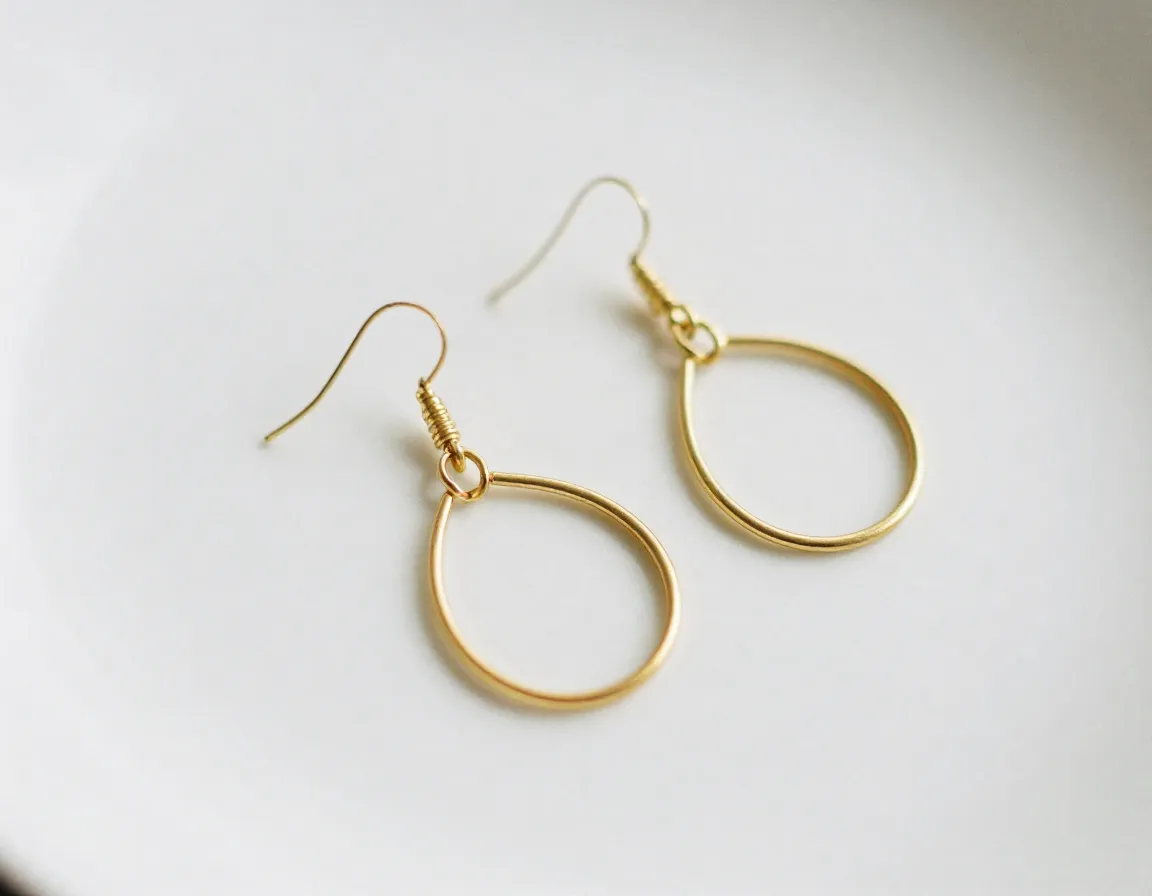 Handcrafted minimalist gold earrings